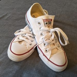 NWOT Converse Chuck Taylor All Star in White